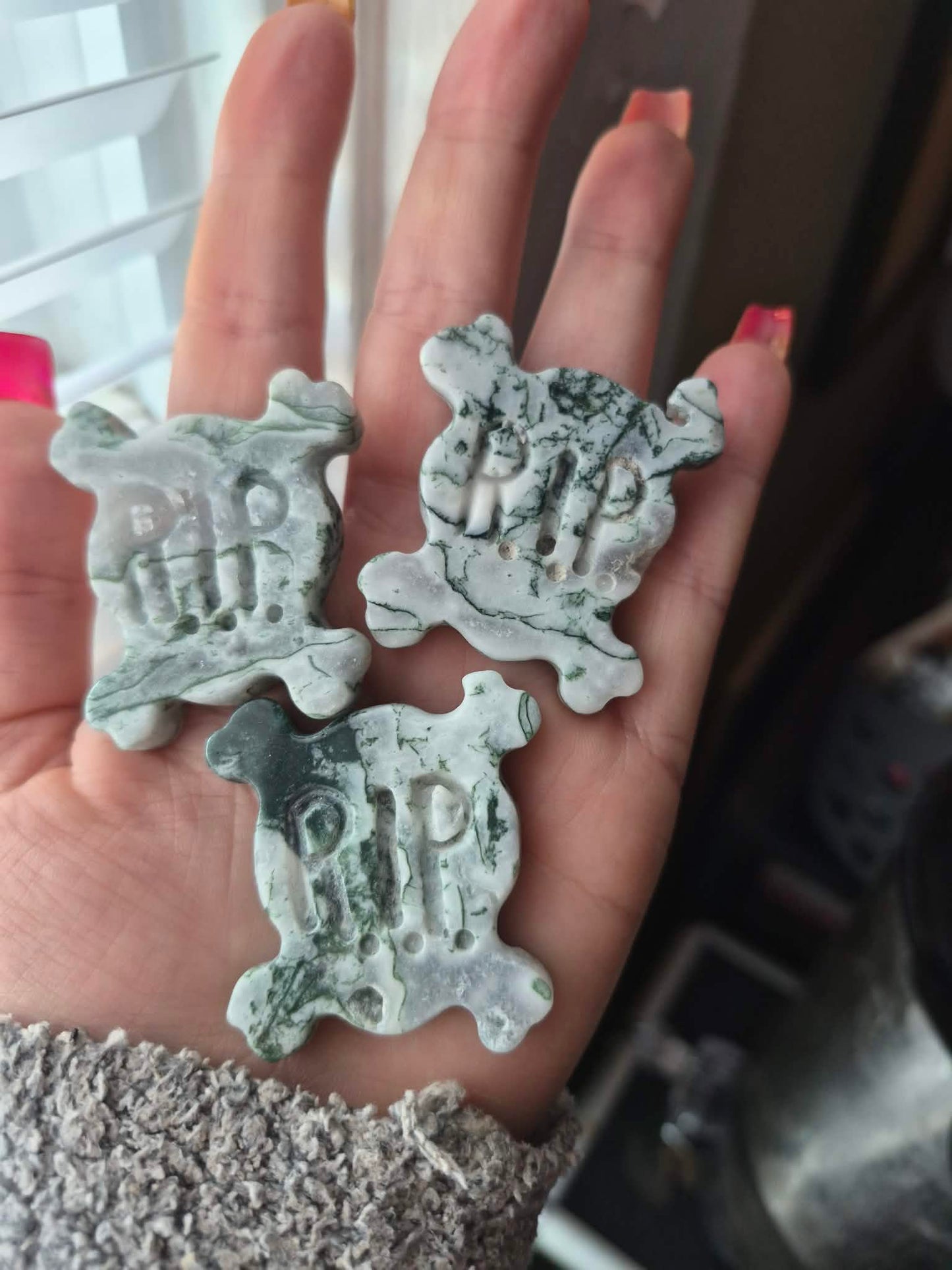Moss Agate Skull~n~Crossbones