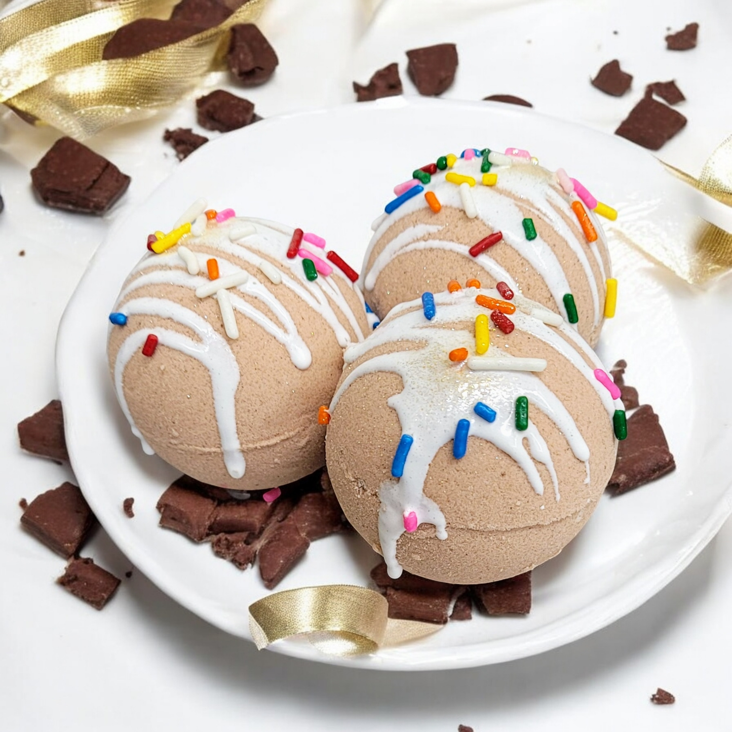 Cake Pop Inspired Bath Bombs - Bathe in Sweetness - 4oz