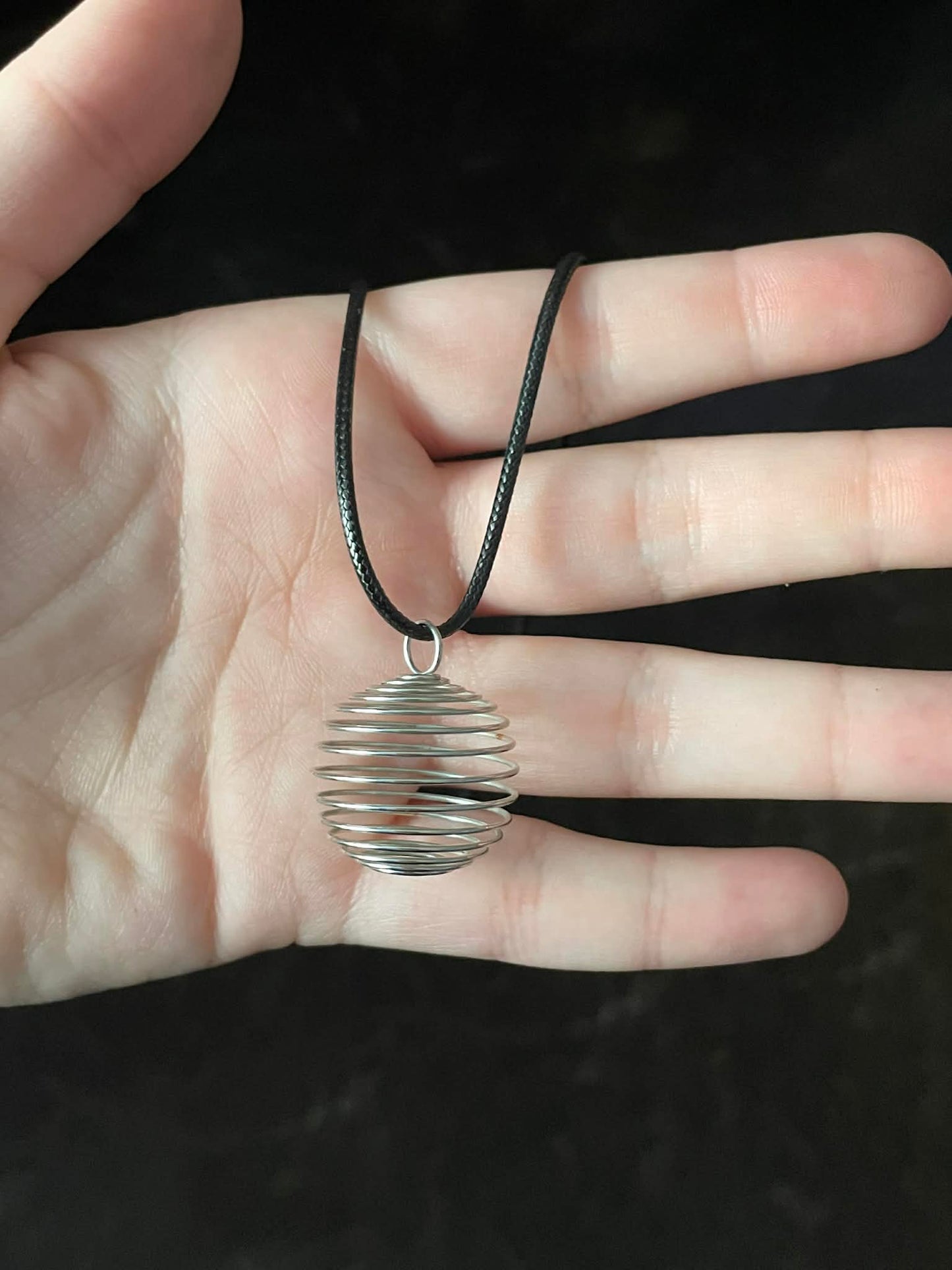 Necklace Cage and Gemstone | Randomized