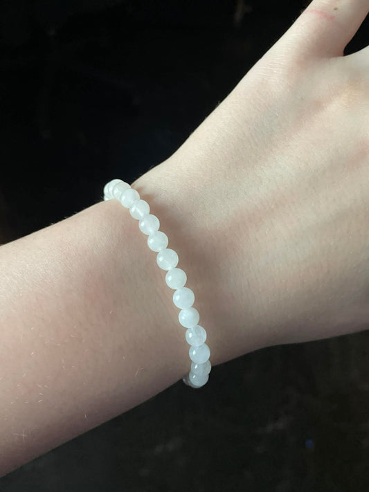 Snow Quartz 4mm